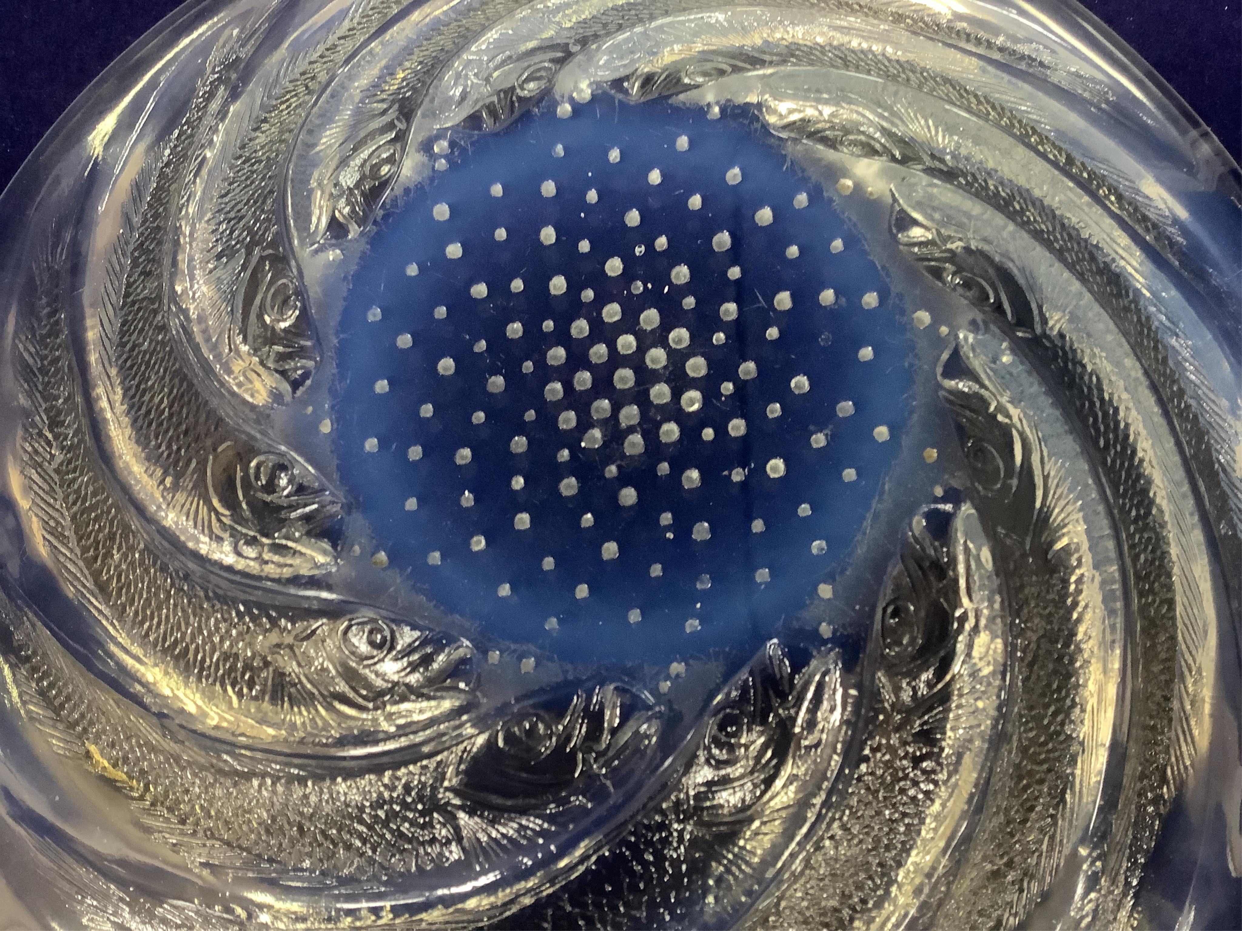 René Lalique: A 'Poissons' opalescent glass shallow bowl